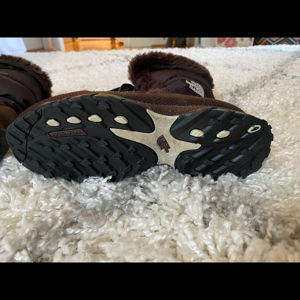 The North Face Women’s Brown Insulated Winter Snow/Rain Boots - Picture 4 of 6